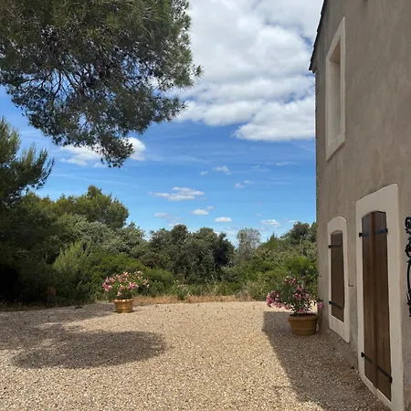 בית נופש Maison Au Coeur De La Garrigue *